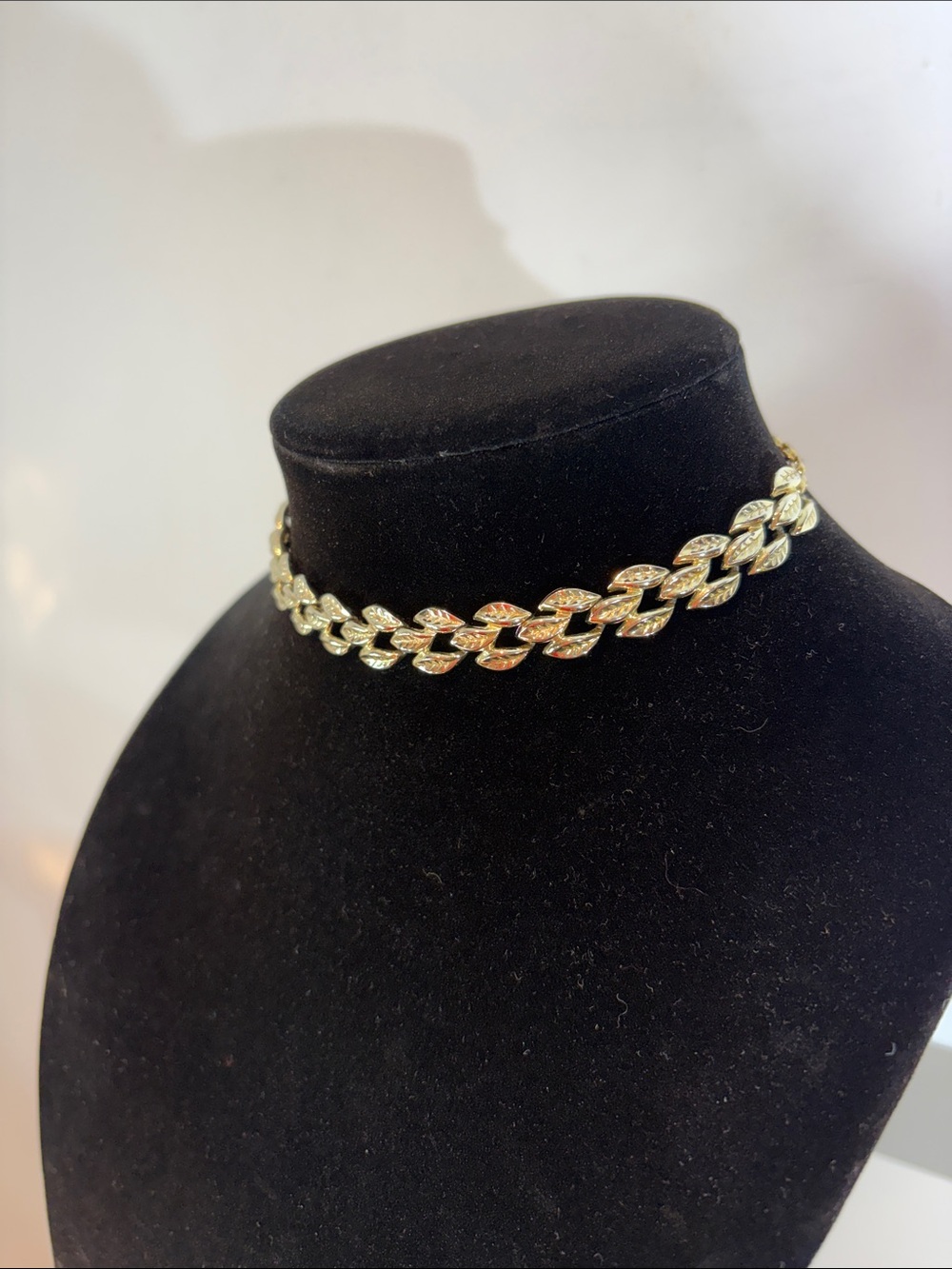 Vintage Coro Gold Tone Link Choker Necklace